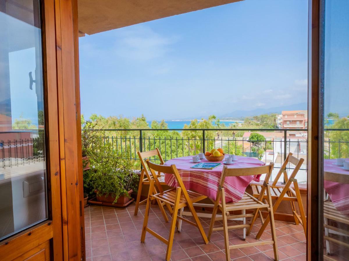 Golfo Di Tindari Apartments Falcone Exterior photo