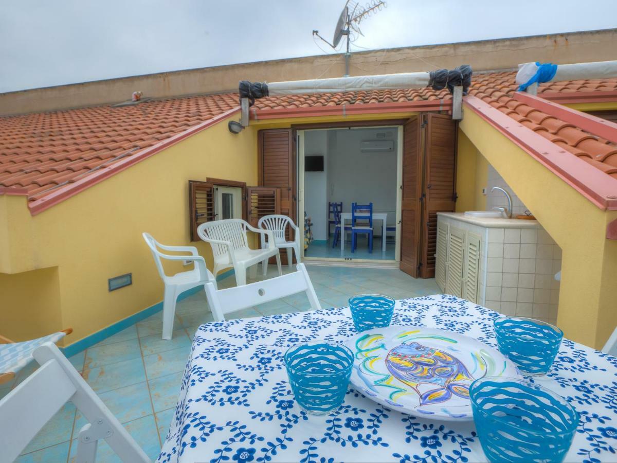Golfo Di Tindari Apartments Falcone Exterior photo