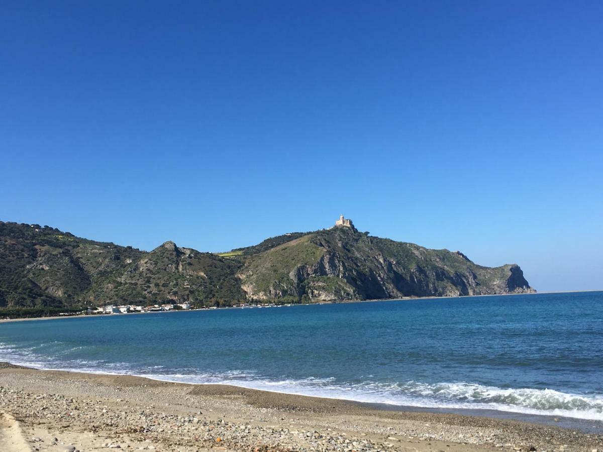 Golfo Di Tindari Apartments Falcone Exterior photo